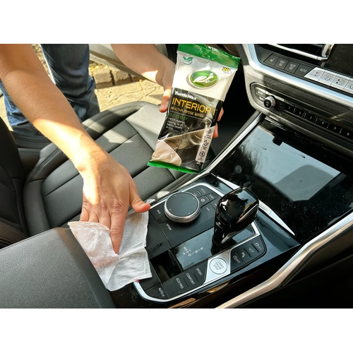 Turtlewax Interior 1 Step Multi Purpose Wipes 24 Pack 103300 thumbnail