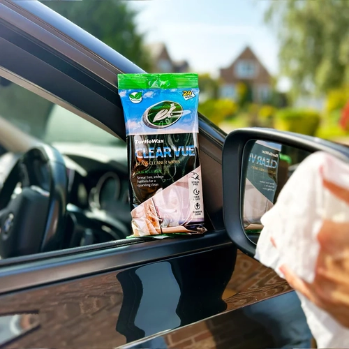Turtle Wax Clear Vue Glass Cleaner Wipes 24 Pack 103302 thumbnail