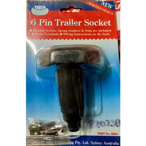 Ark  6 Pin Trailer Socket (on Vehicle)    186SB60